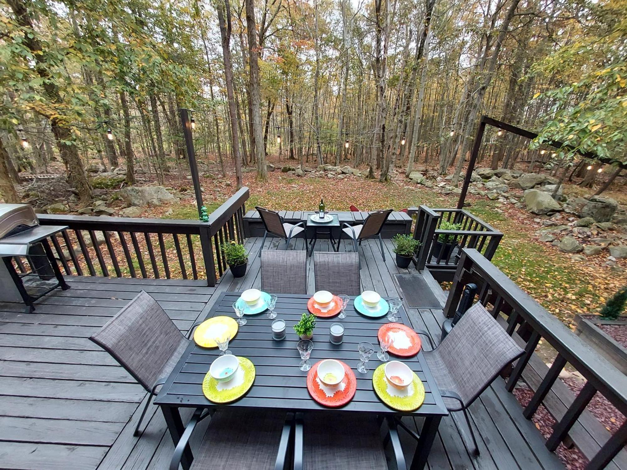 Chalet Renovated Near Casino, Camelback , Kalahari 4Bdrms Firepit Hot Tub Game Room Tobyhanna Dış mekan fotoğraf